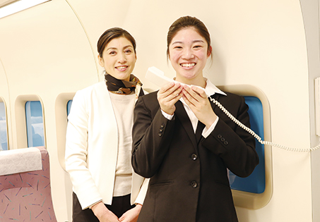 キャビンサービス実習(Airline English)